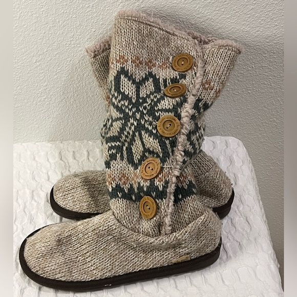 Muk Luks A La Mode Sweater Knit Boots Slippers Slouchy Warm Cozy Women's Size 9 - Picture 2 of 8